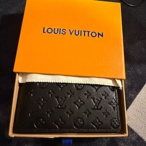 Sleek Wallets Monogram Logo